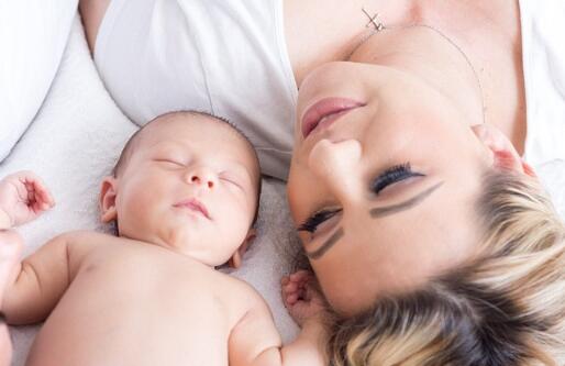 春天馬寶寶五行木火旺了怎么起名才好？