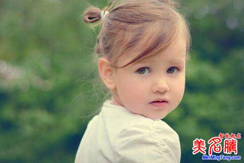 屬狗陳姓寶寶起名,女寶寶起名大全